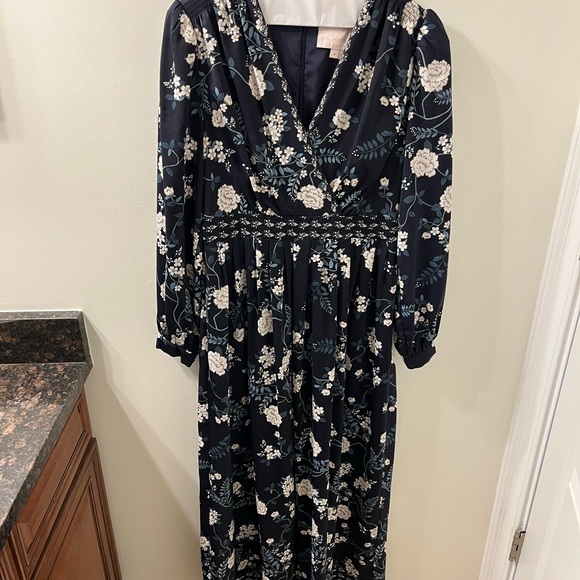 Floral Blue and White Gal Meets Glam Jade Women's Dress - Picture 2 of 4